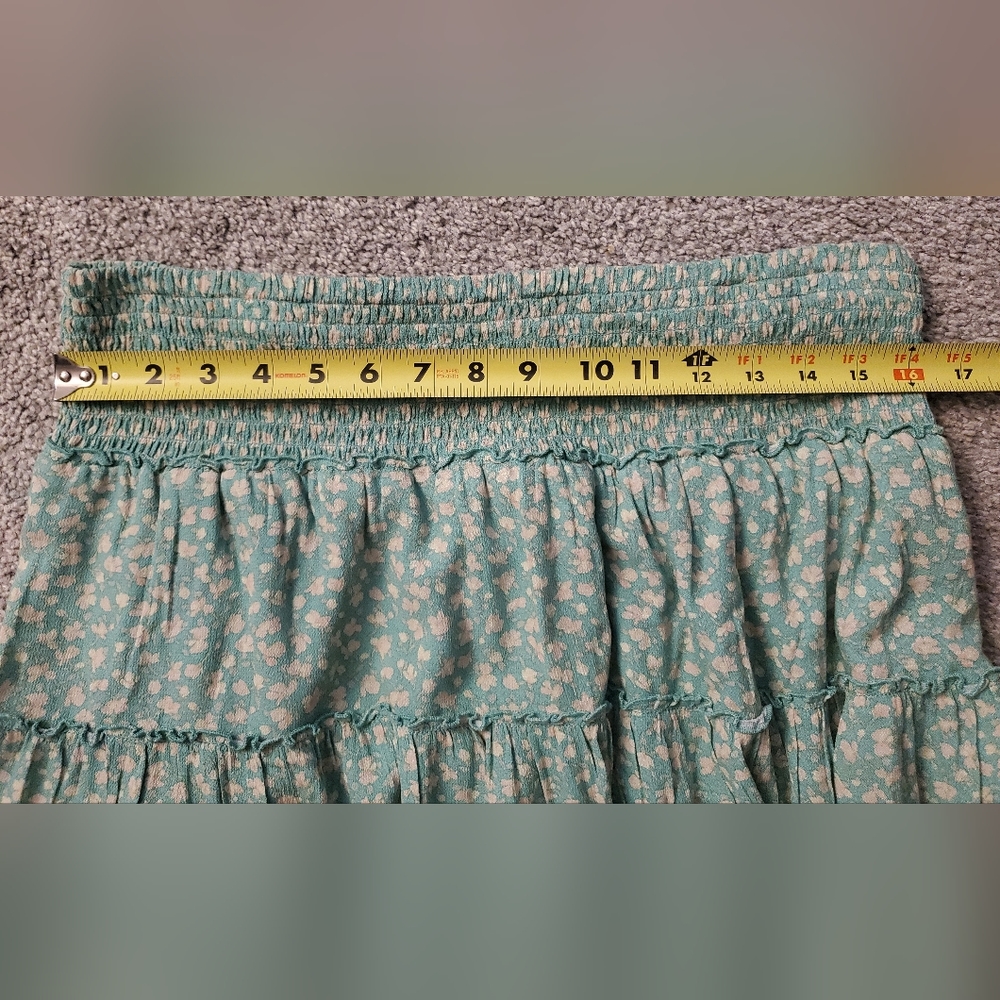 NWOT American Eagle green floral, ruffle tiered mini skirt sz. L - Picture 8 of 9
